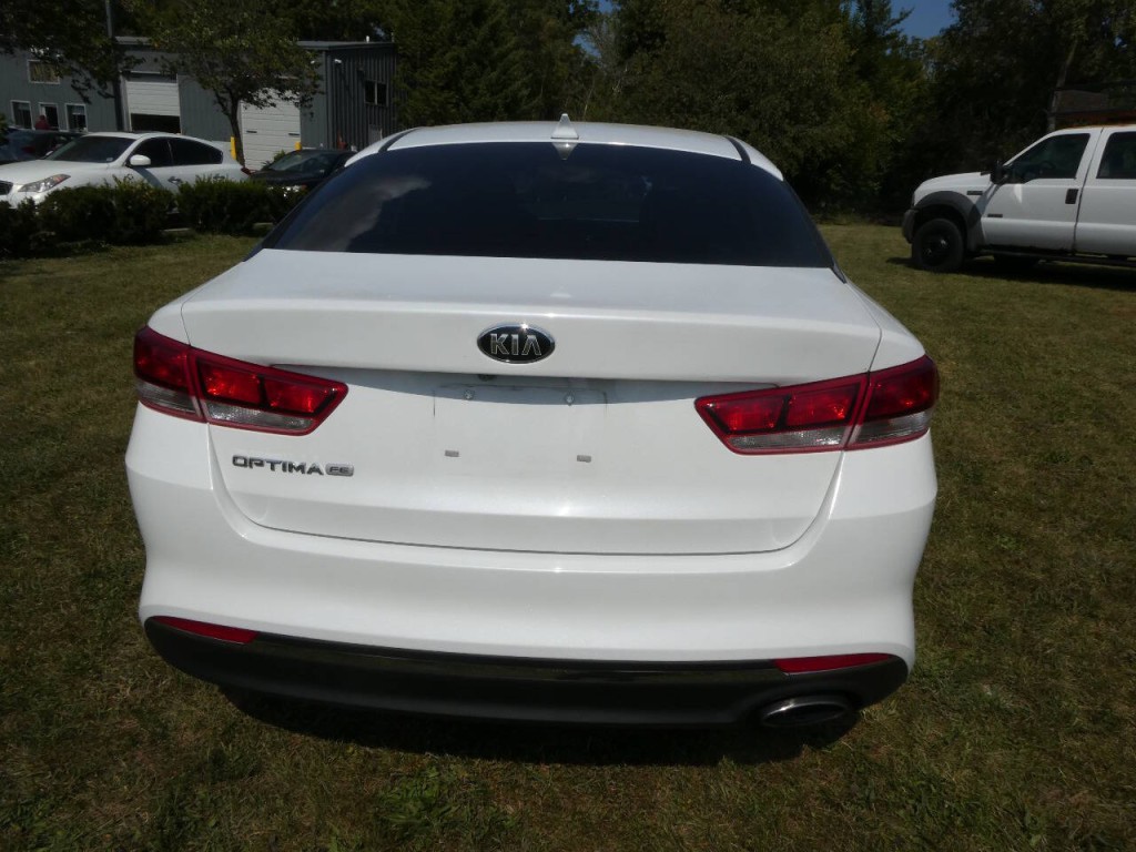 2018 Kia Optima Image 5