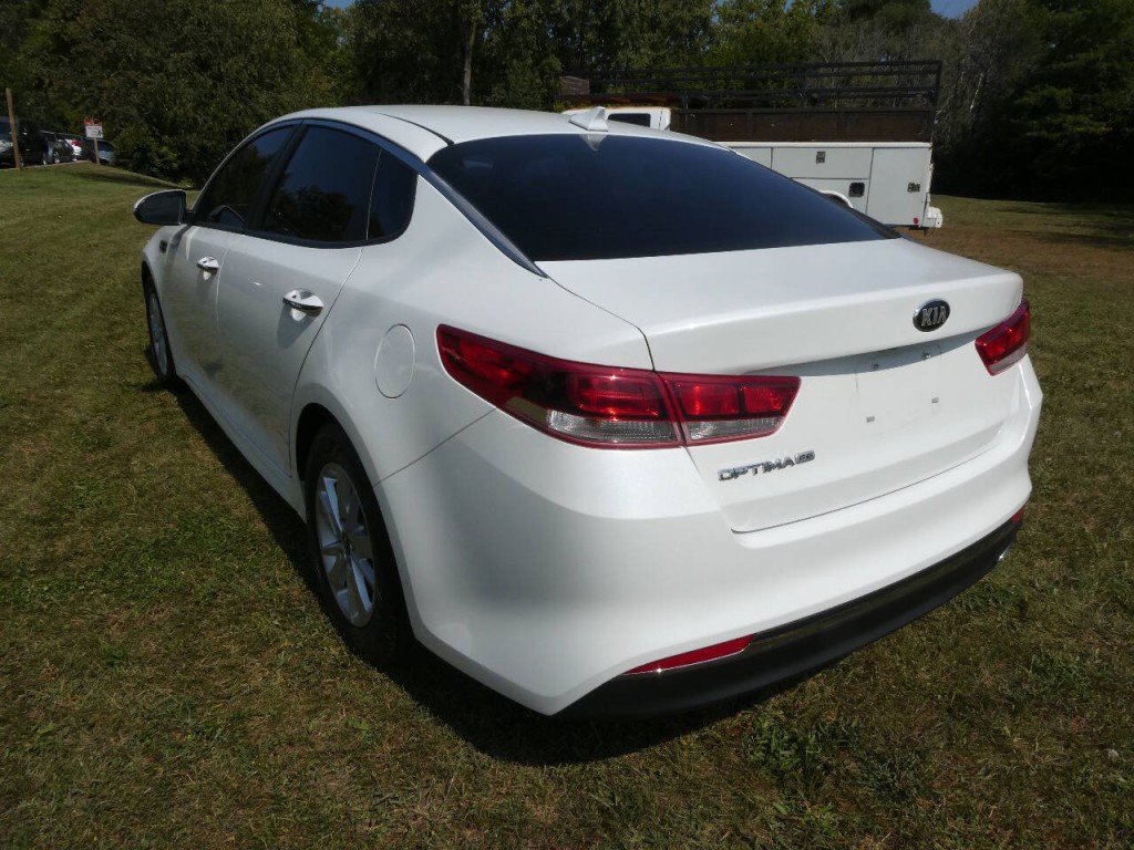 2018 Kia Optima Image 6