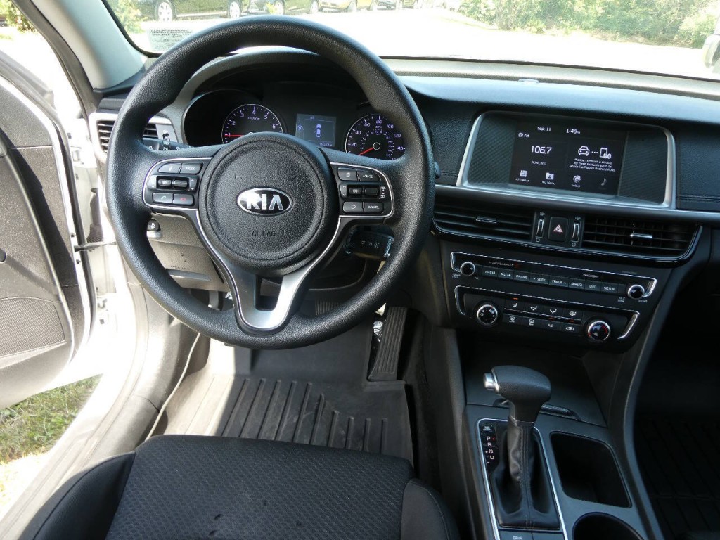 2018 Kia Optima Image 8