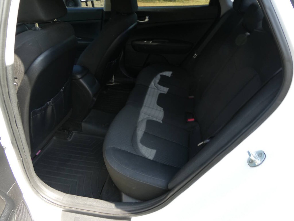 2018 Kia Optima Image 17
