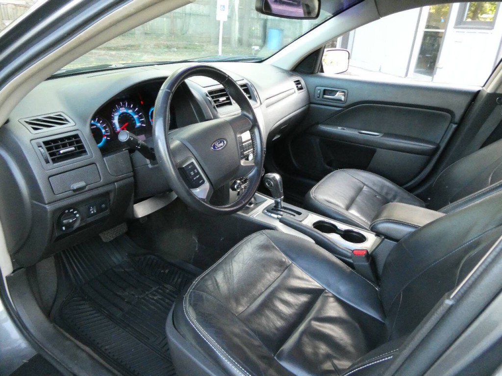 2012 Ford Fusion Image 9