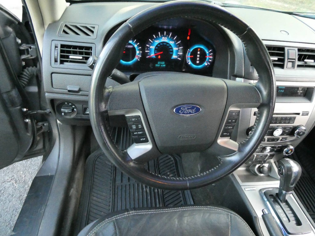 2012 Ford Fusion Image 11