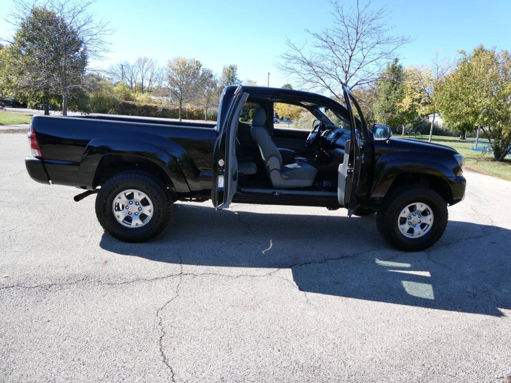 2015 Toyota Tacoma Image 4