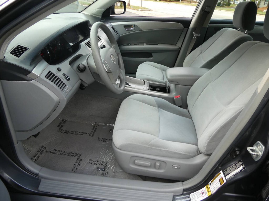 2010 Toyota Avalon Image 8