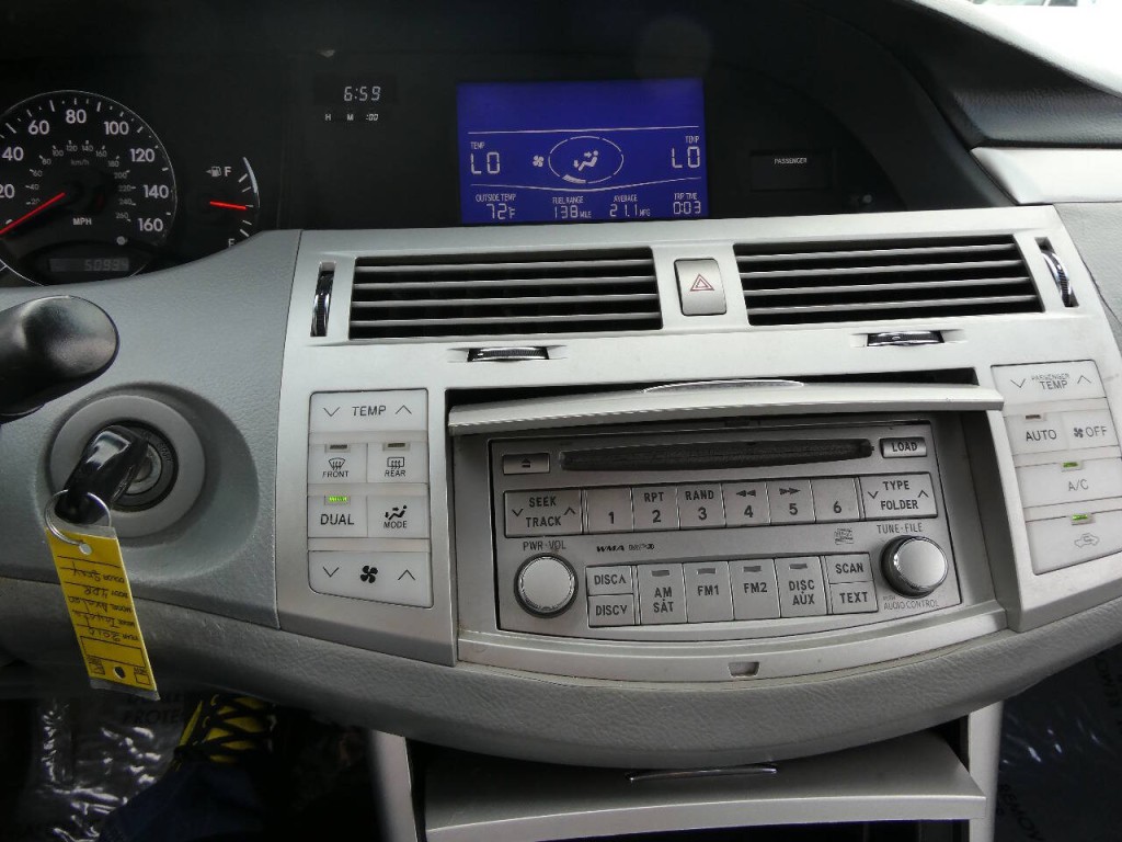 2010 Toyota Avalon Image 14