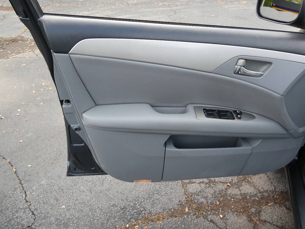 2010 Toyota Avalon Image 15