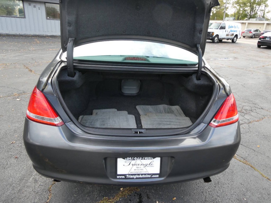 2010 Toyota Avalon Image 21