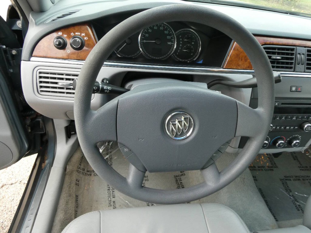 2006 Buick LaCrosse Image 11