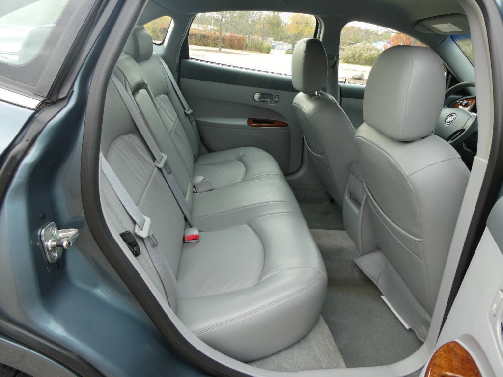 2006 Buick LaCrosse Image 17
