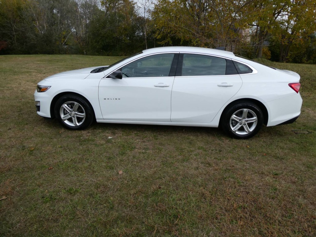 2023 Chevrolet Malibu Image 7
