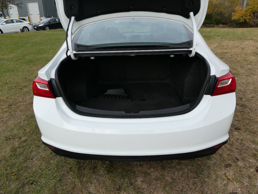 2023 Chevrolet Malibu Image 25