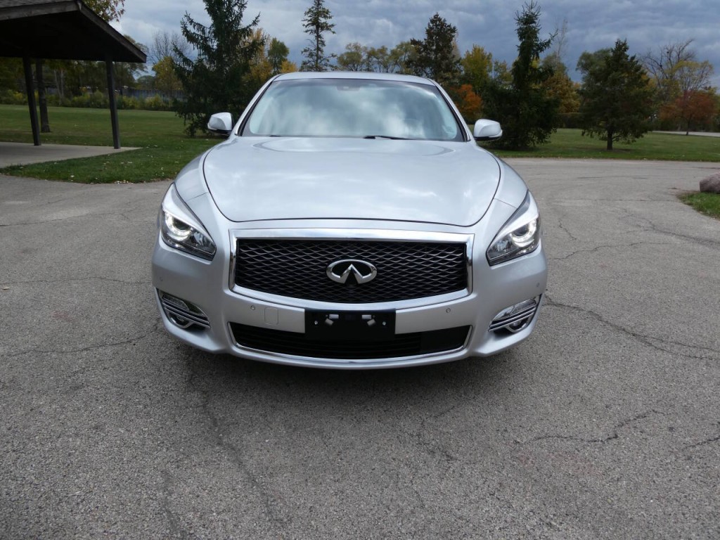 2019 INFINITI Q70 Image 2