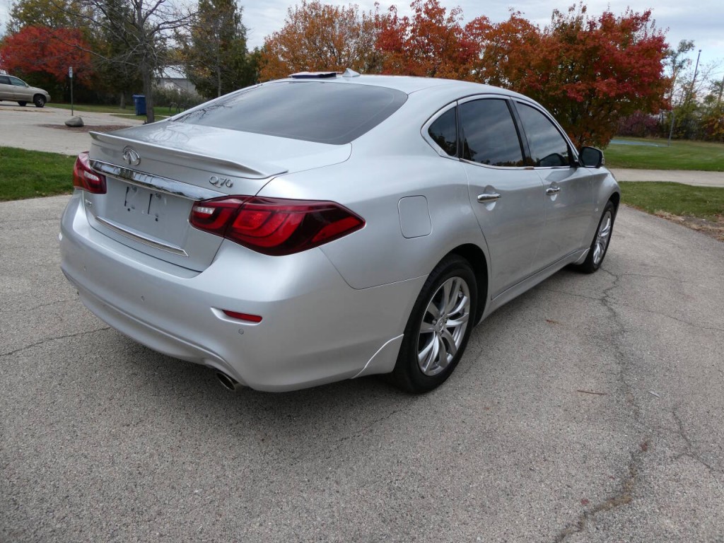 2019 INFINITI Q70 Image 4