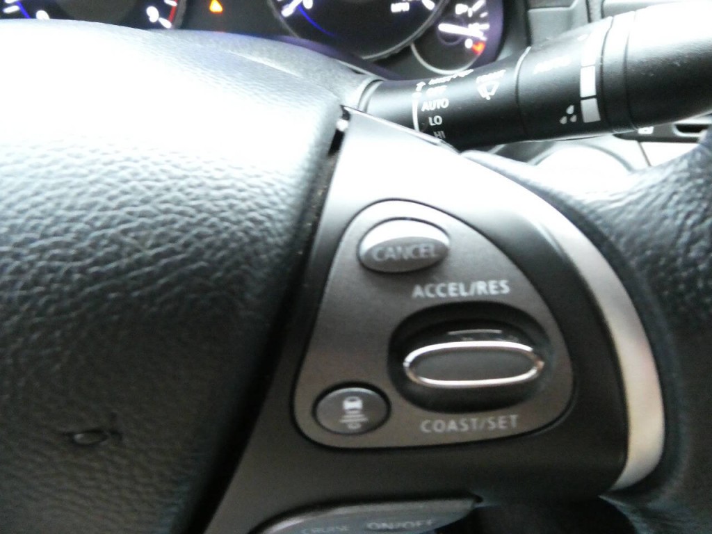 2019 INFINITI Q70 Image 14