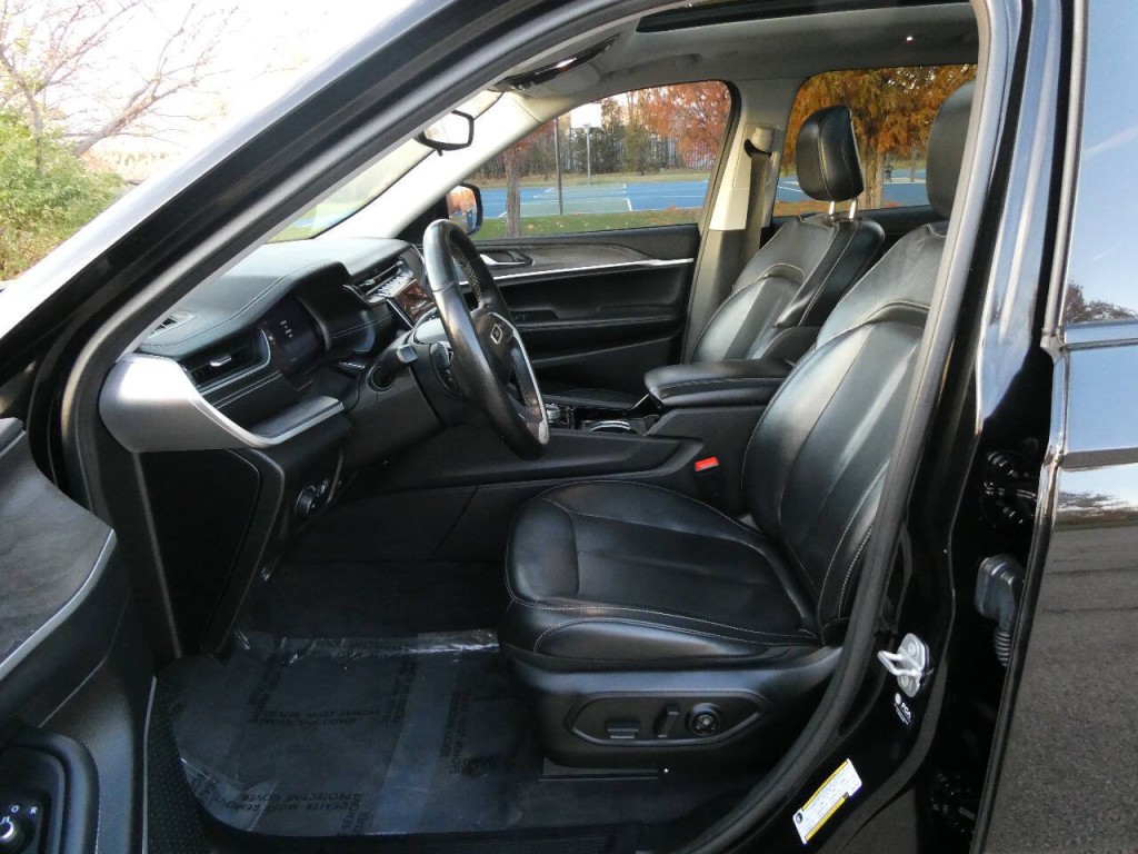 2021 Jeep Grand Cherokee Image 9