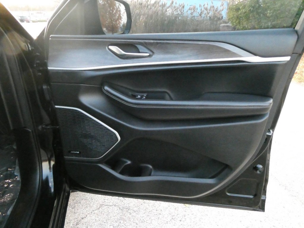 2021 Jeep Grand Cherokee Image 37