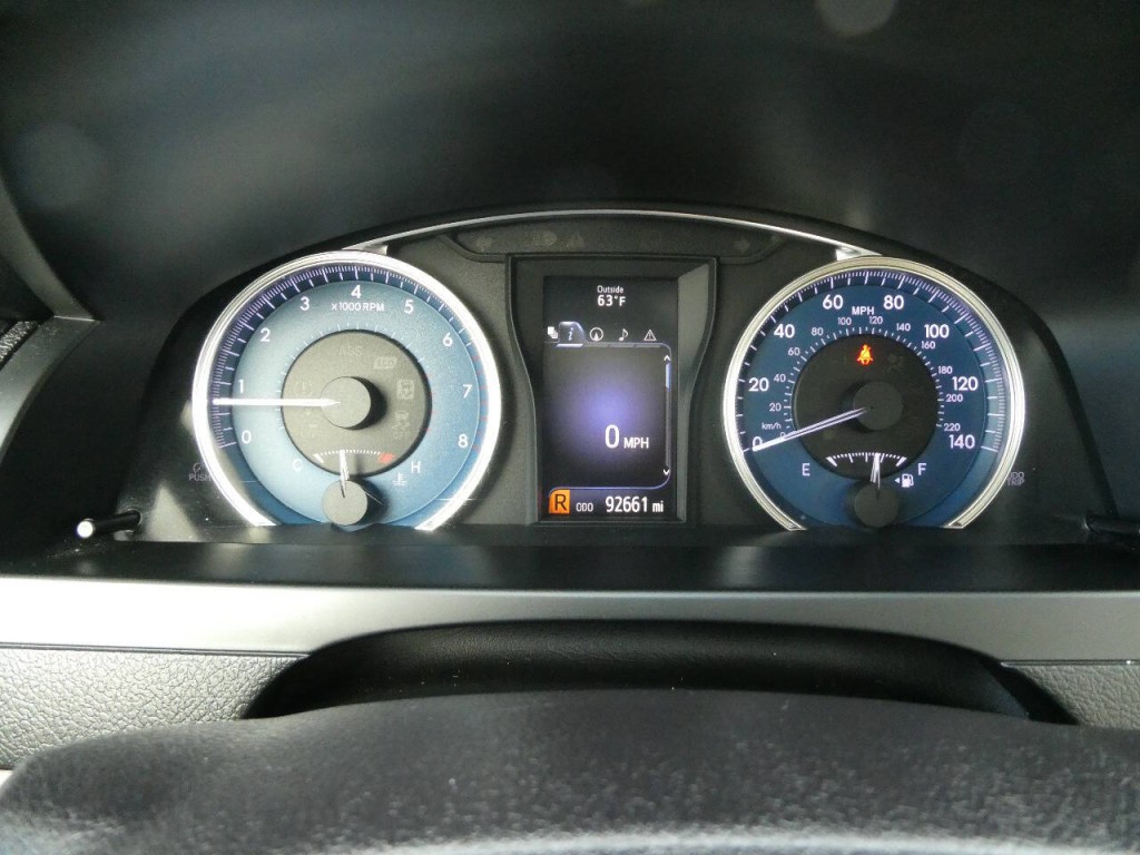 2017 Toyota Camry Image 14