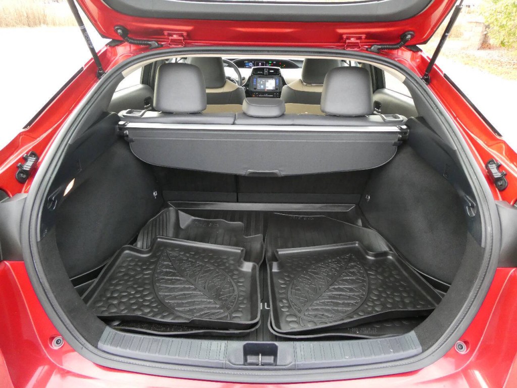 2016 Toyota Prius Image 31