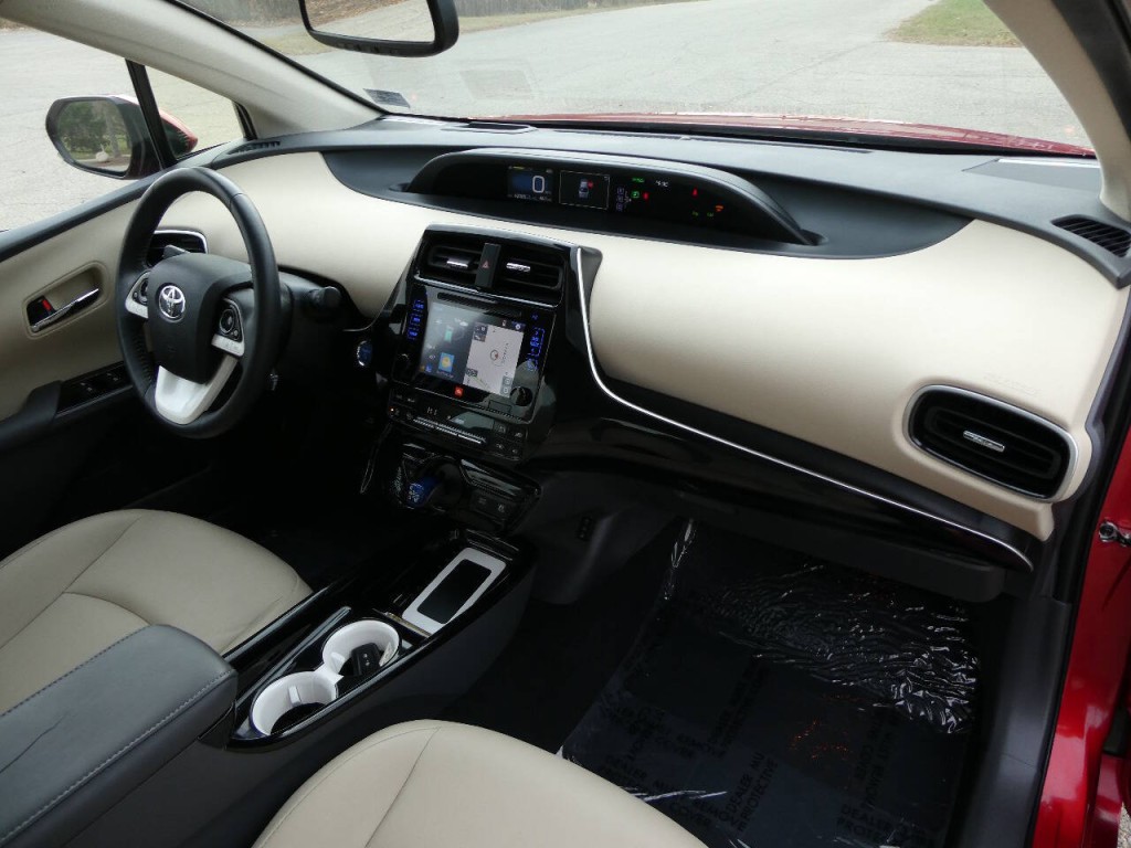 2016 Toyota Prius Image 34
