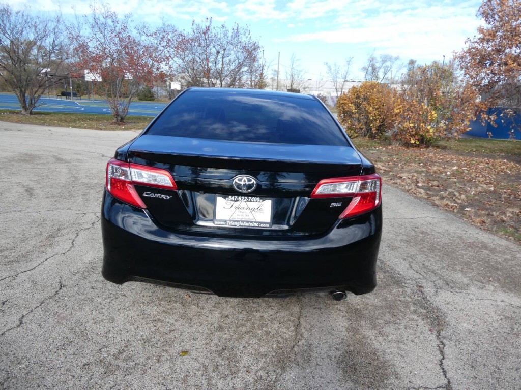 2014 Toyota Camry Image 5
