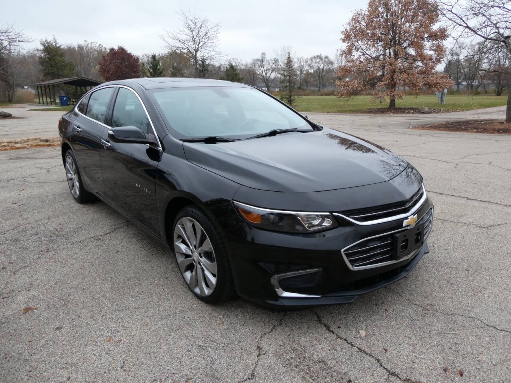 2018 Chevrolet Malibu Image 3