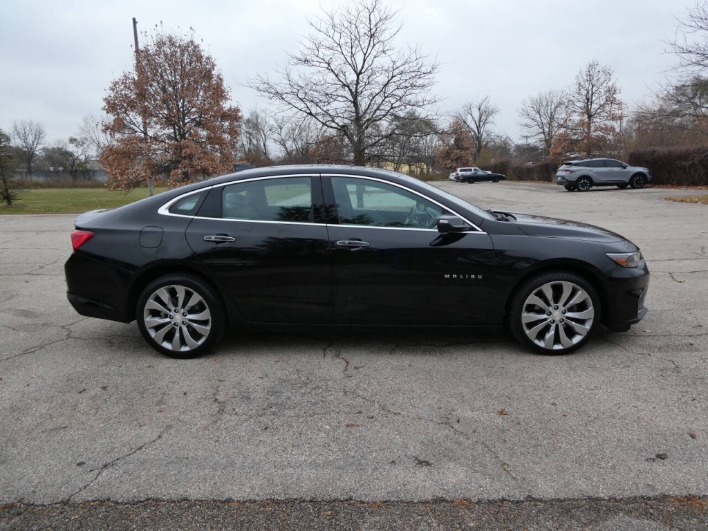2018 Chevrolet Malibu Image 4