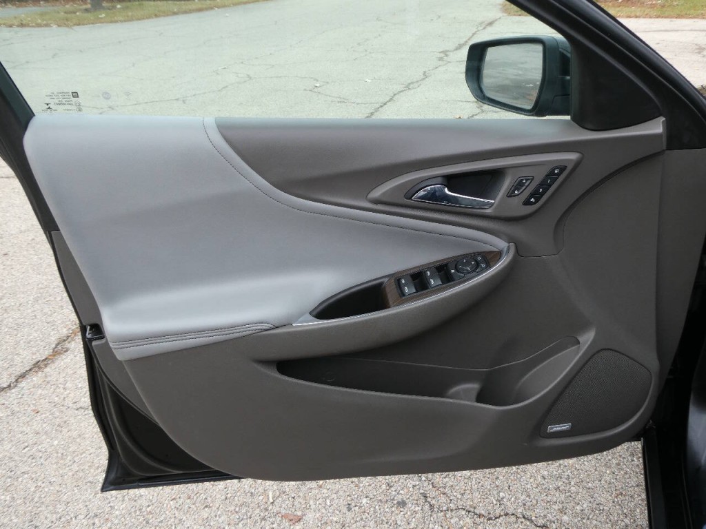 2018 Chevrolet Malibu Image 23