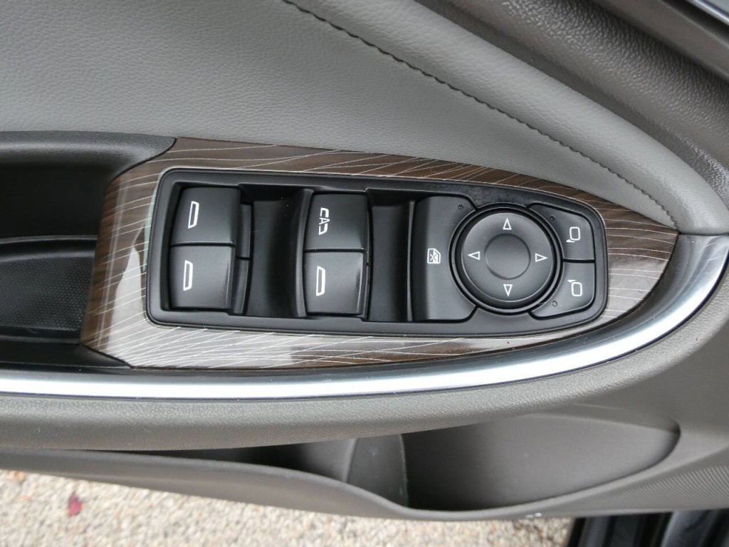 2018 Chevrolet Malibu Image 25