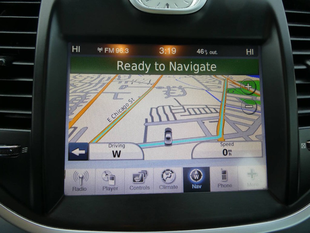 2011 Chrysler 300 Image 17