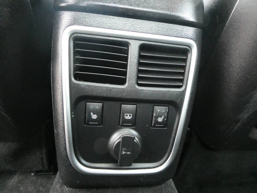 2011 Chrysler 300 Image 27