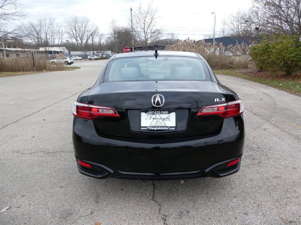 2016 Acura ILX Image 6