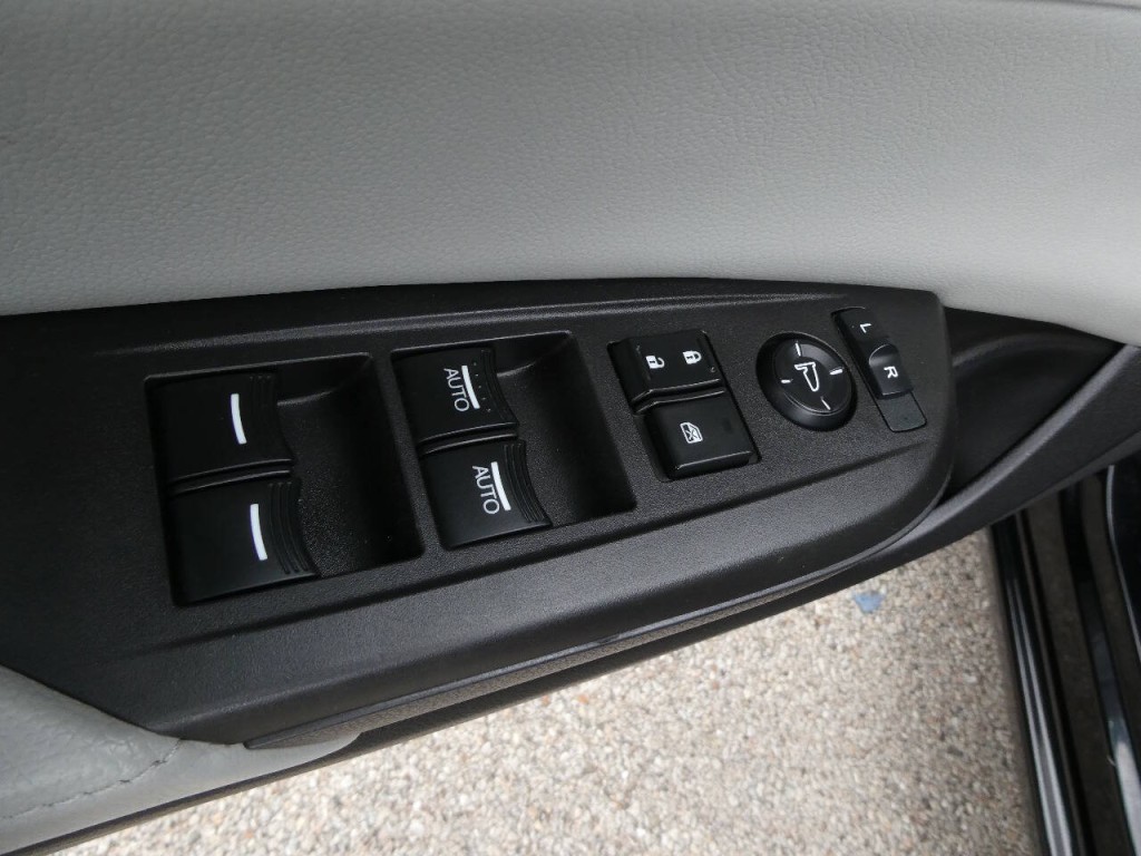 2016 Acura ILX Image 24