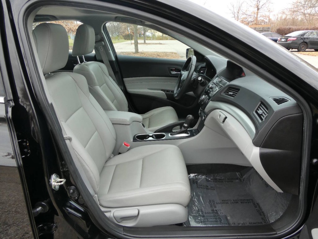 2016 Acura ILX Image 29