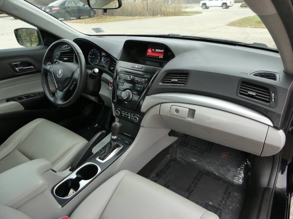 2016 Acura ILX Image 30