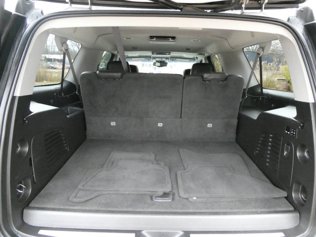 2015 Cadillac Escalade Image 29