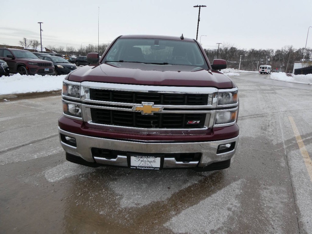 2015 Chevrolet Silverado 1500 Image 2