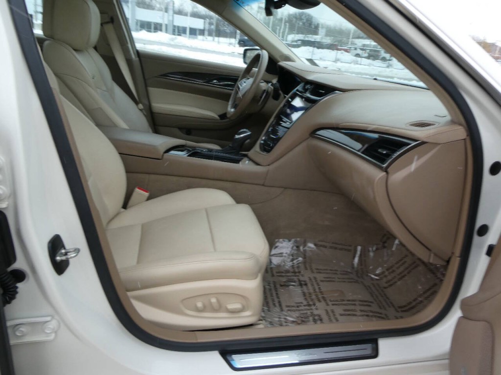 2014 Cadillac CTS Image 22