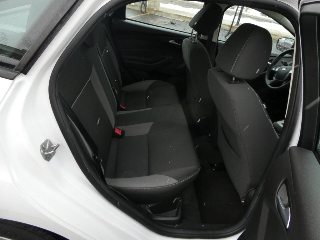 2014 Ford Focus Image 17