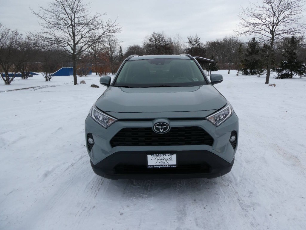 2020 Toyota Rav4 Image 2