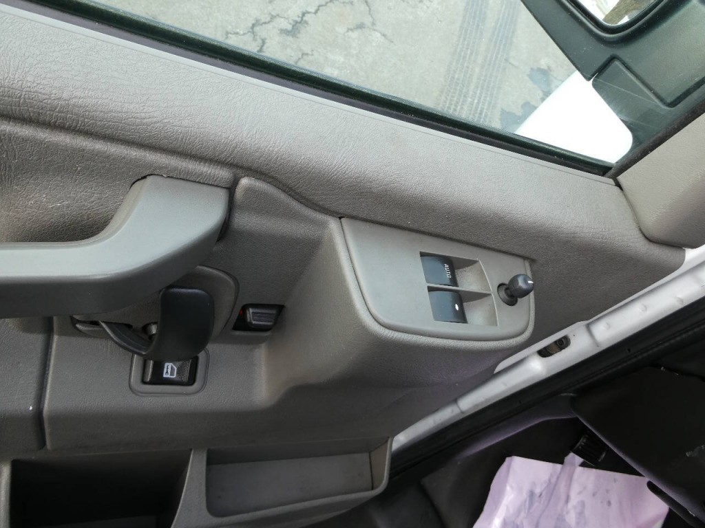 2018 Chevrolet Express Image 21