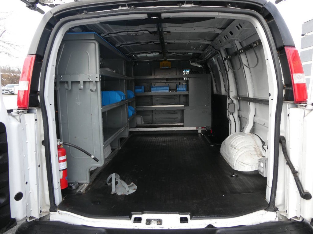 2018 Chevrolet Express Image 22