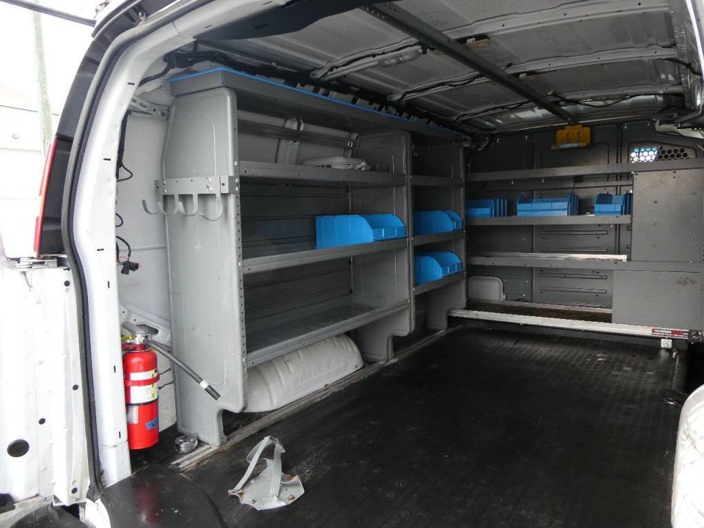 2018 Chevrolet Express Image 23