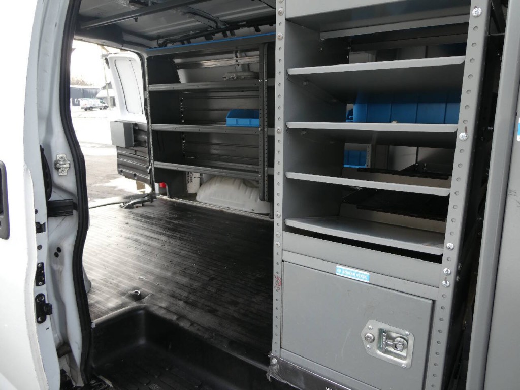 2018 Chevrolet Express Image 25