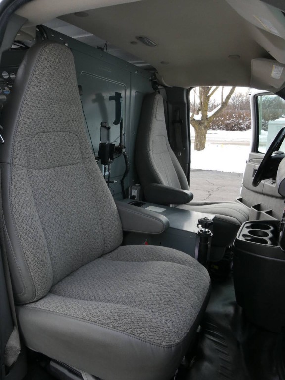 2018 Chevrolet Express Image 27