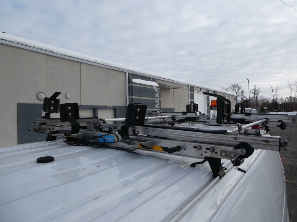 2018 Chevrolet Express Image 34