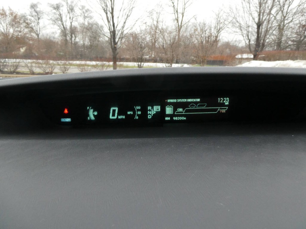 2015 Toyota Prius Image 14