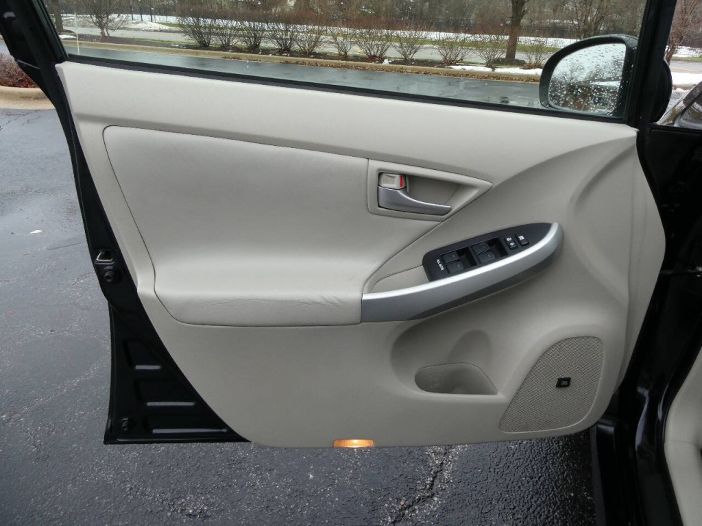 2015 Toyota Prius Image 23