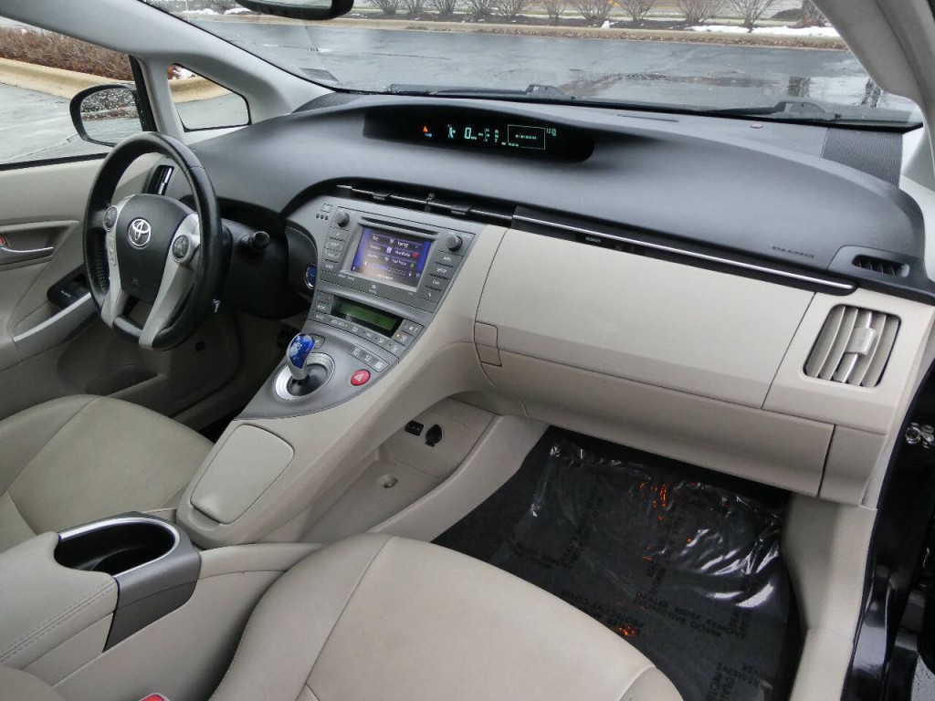 2015 Toyota Prius Image 29