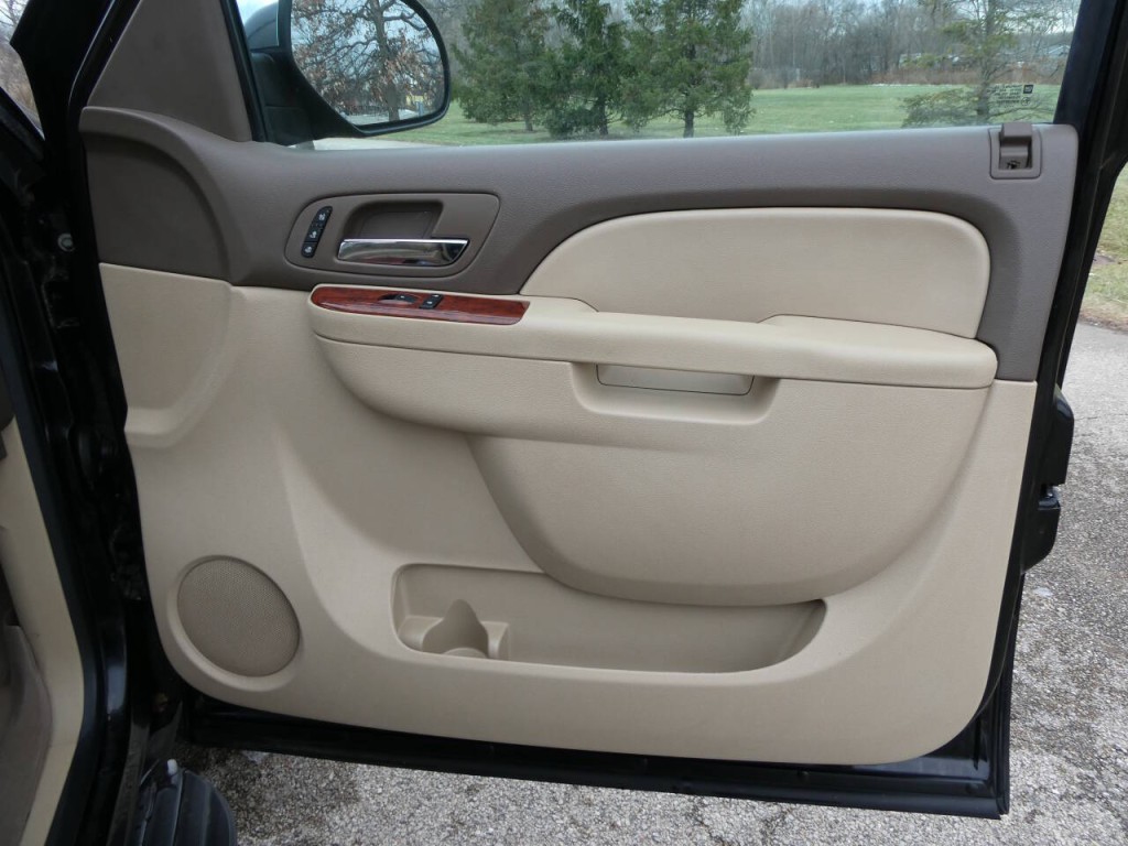 2013 Chevrolet Suburban Image 34
