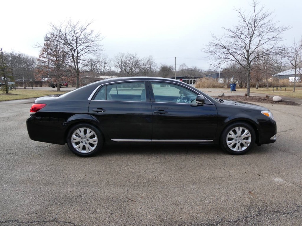2011 Toyota Avalon Image 4